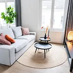 Διαμέρισμα Modern Home, Pleasant And Neat Abel