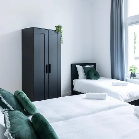 Modern Home, Pleasant And Neat Abel Apartment