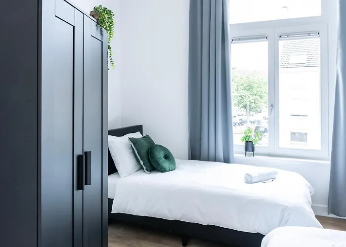 Modern Home, Pleasant And Neat Abel