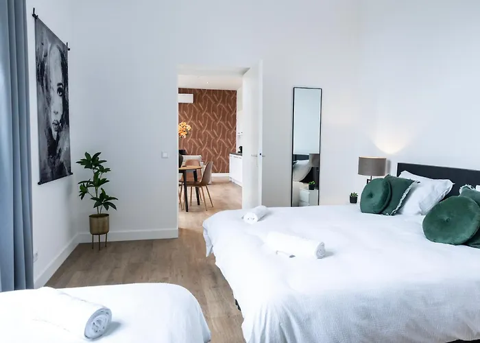 Modern Home, Pleasant And Neat Abel